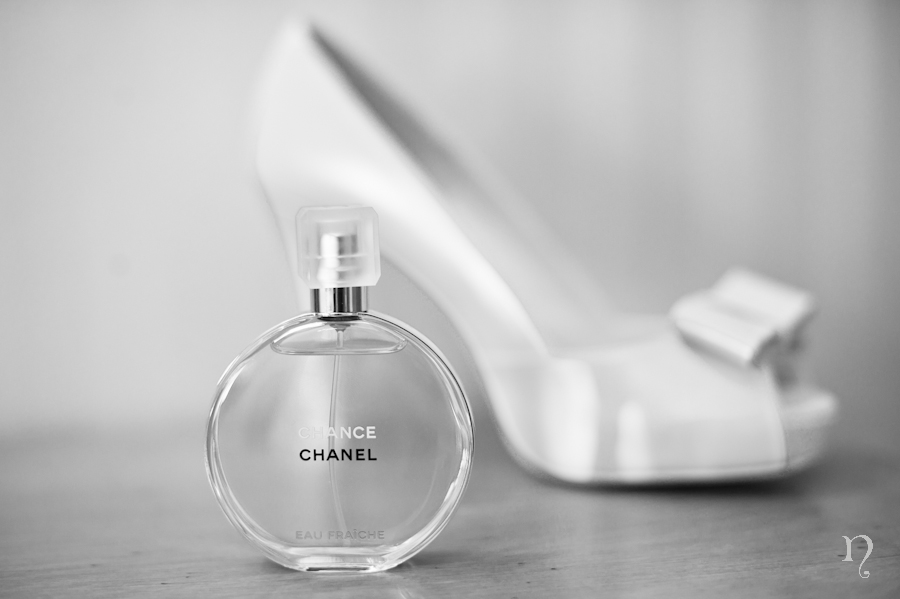 Noémie Artycam fotografía fotografos boda León colonia zapatos novia blanco negro Chanel
