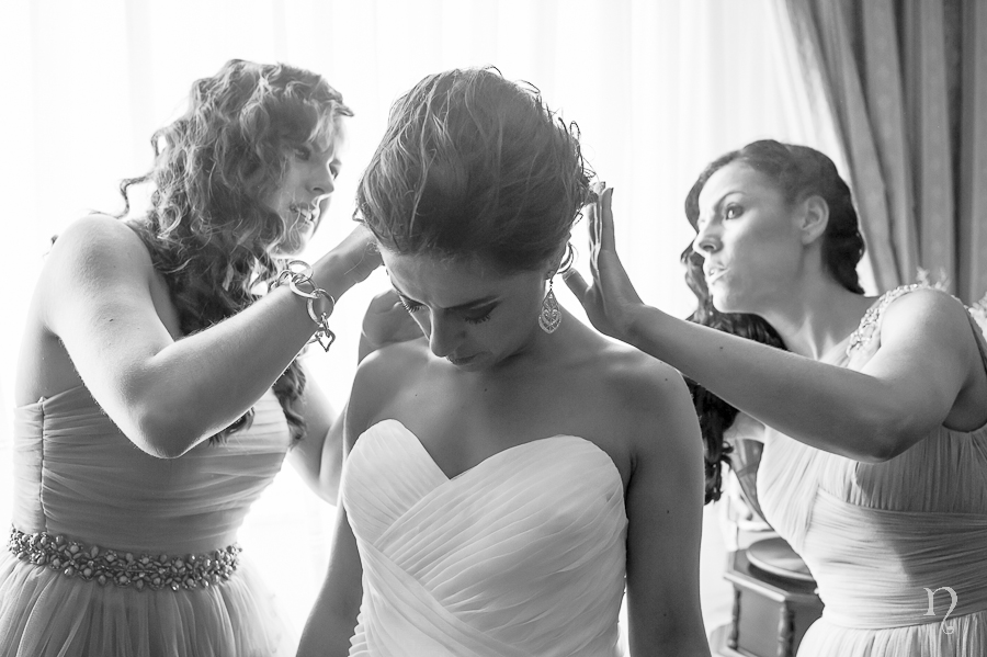 Noemie Artycam fotografia boda León vestir arreglar novia casa ayuda hermanas