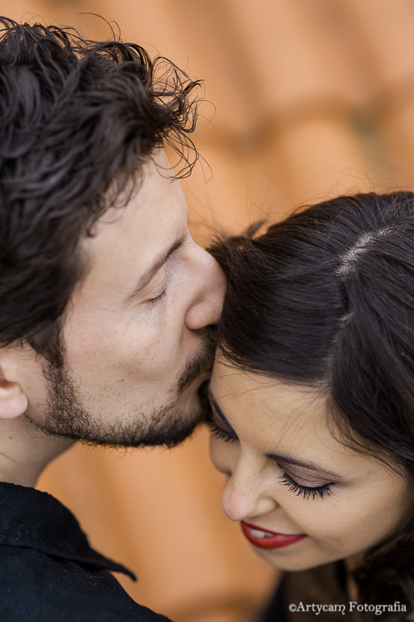Fotografía artistica pareja besos ternura cariño
