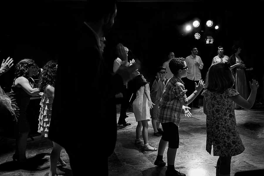 niños bailando game style negro foton boda hotel Santemar Santander Artycam fotografía León