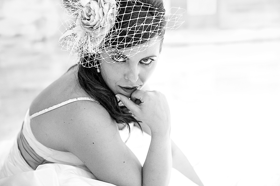 mirada femme fatale novia tocado rostro belleza boda hotel Santemar Santander Artycam fotografía León